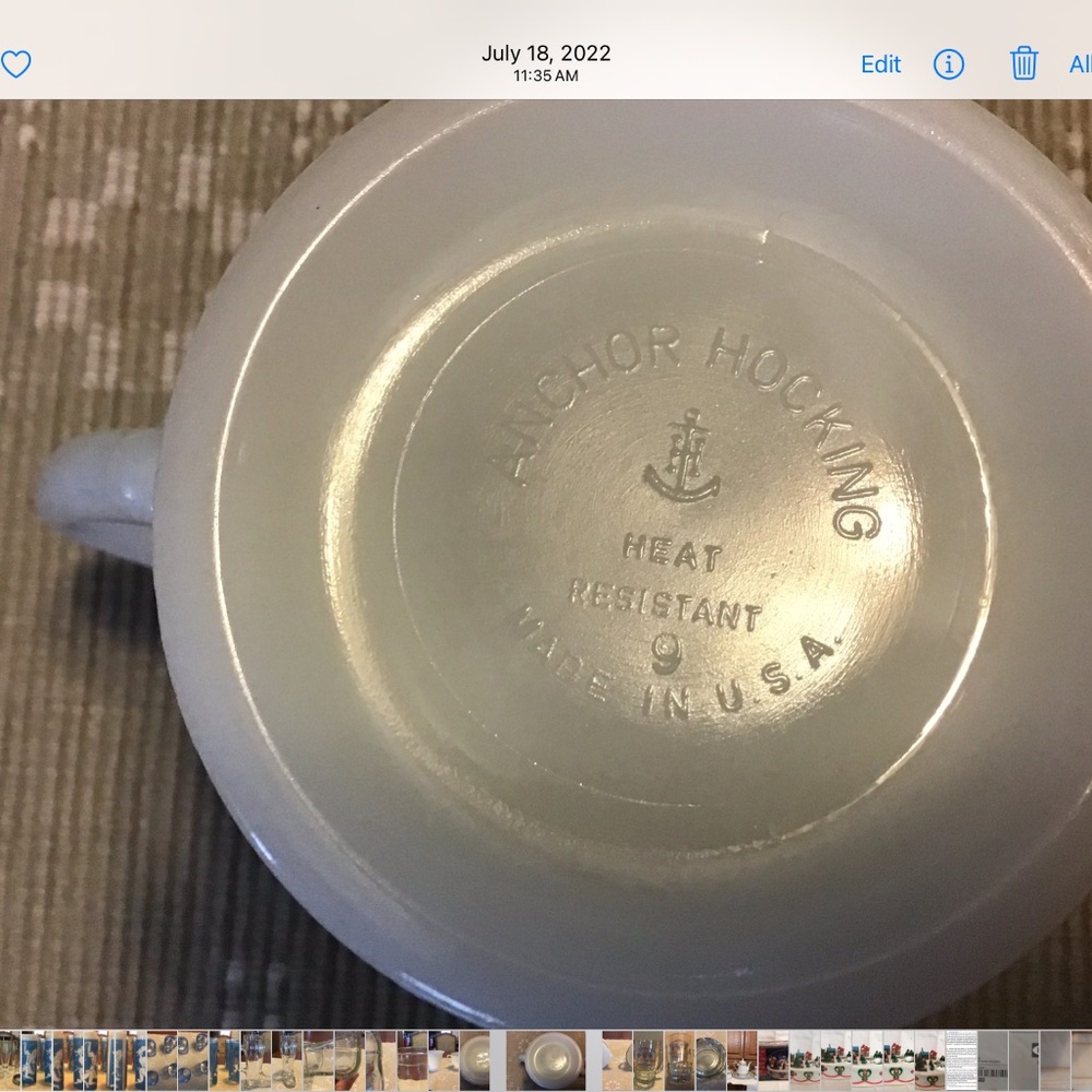 Vintage Anchor Hocking Fire King Ovenware Creamer and Sugar bowl - Picture 3 of 5